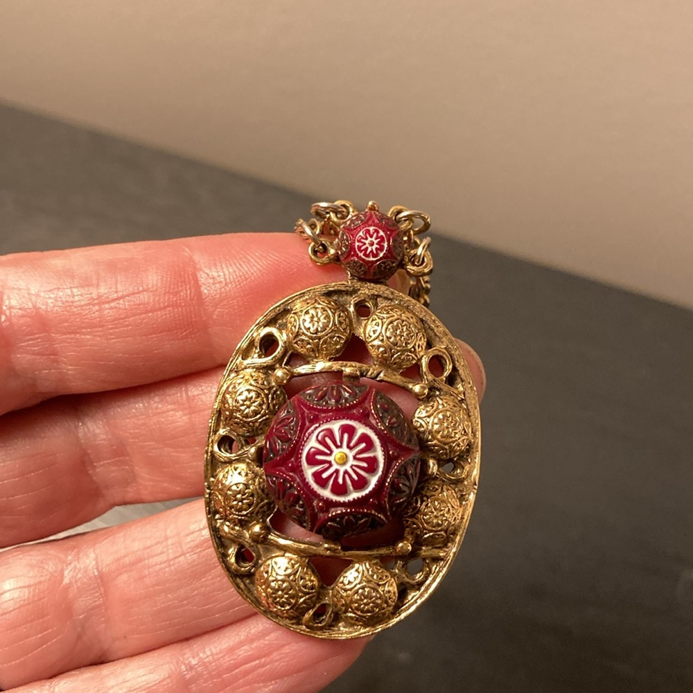 Celebrity NY Signed Pendant